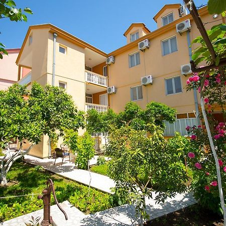 Apartments Dalila Ulcinj Exterior foto
