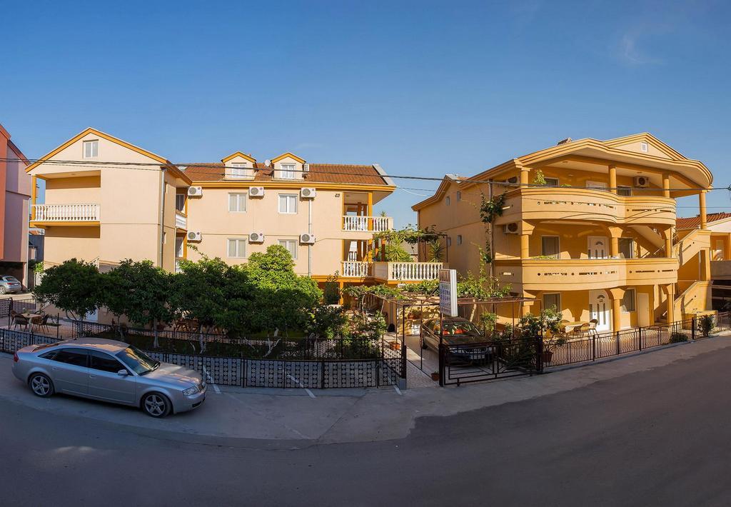 Apartments Dalila Ulcinj Exterior foto
