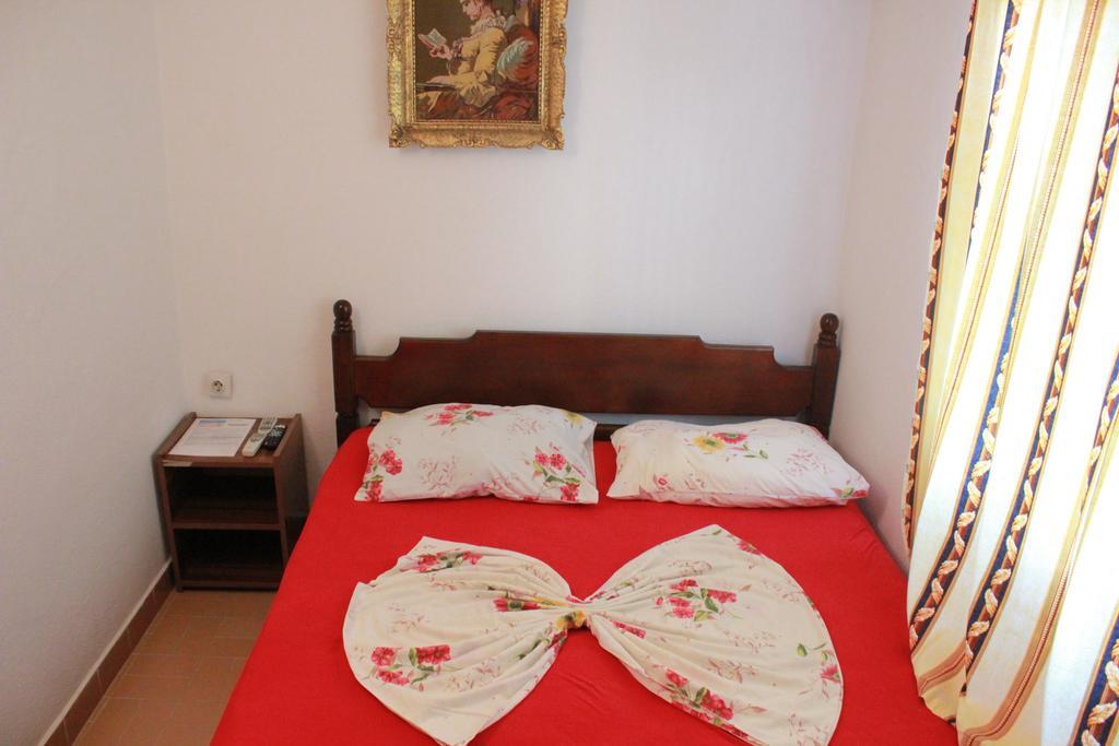 Apartments Dalila Ulcinj Exterior foto